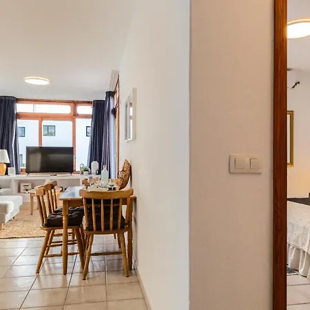 Manrique's Holidays Appartement *