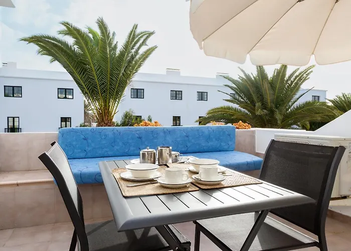 Апартаменты Manrique's Holidays Коста-Тегисе